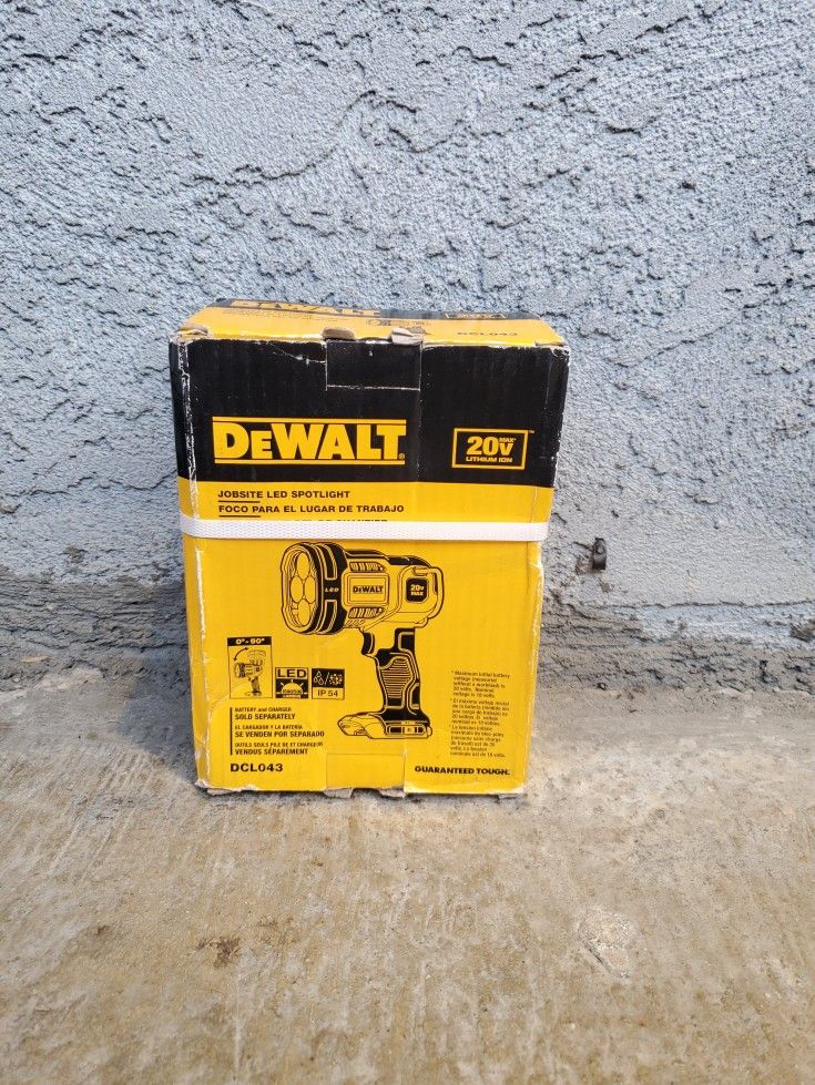 Dewalt Jobsite Led Spotlight 20v