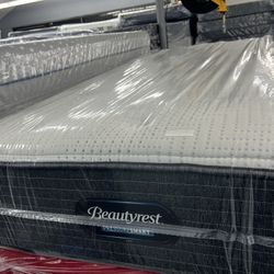 TWIN SIZE SIMMONS BEAUTYREST PRESSURESMART MATTRESS & BOX SPRING BED SET