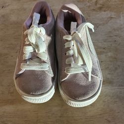 Toddler Size 7 Shoes
