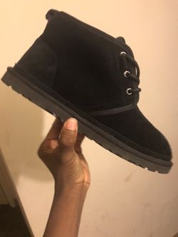 Male uggs sz 10