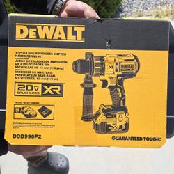 Dewalt Brushless 3 Speed Hammer Drill Kit (New)