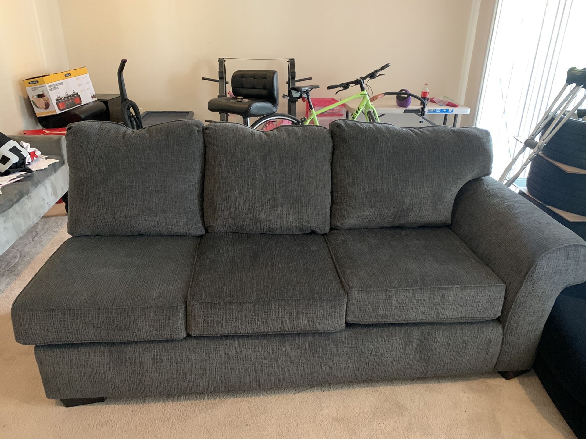 Sectional couch no end piece
