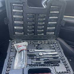 108 pcs craftsman mechanics tool set