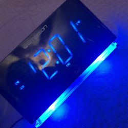 Alarm/RADIO/nightLight