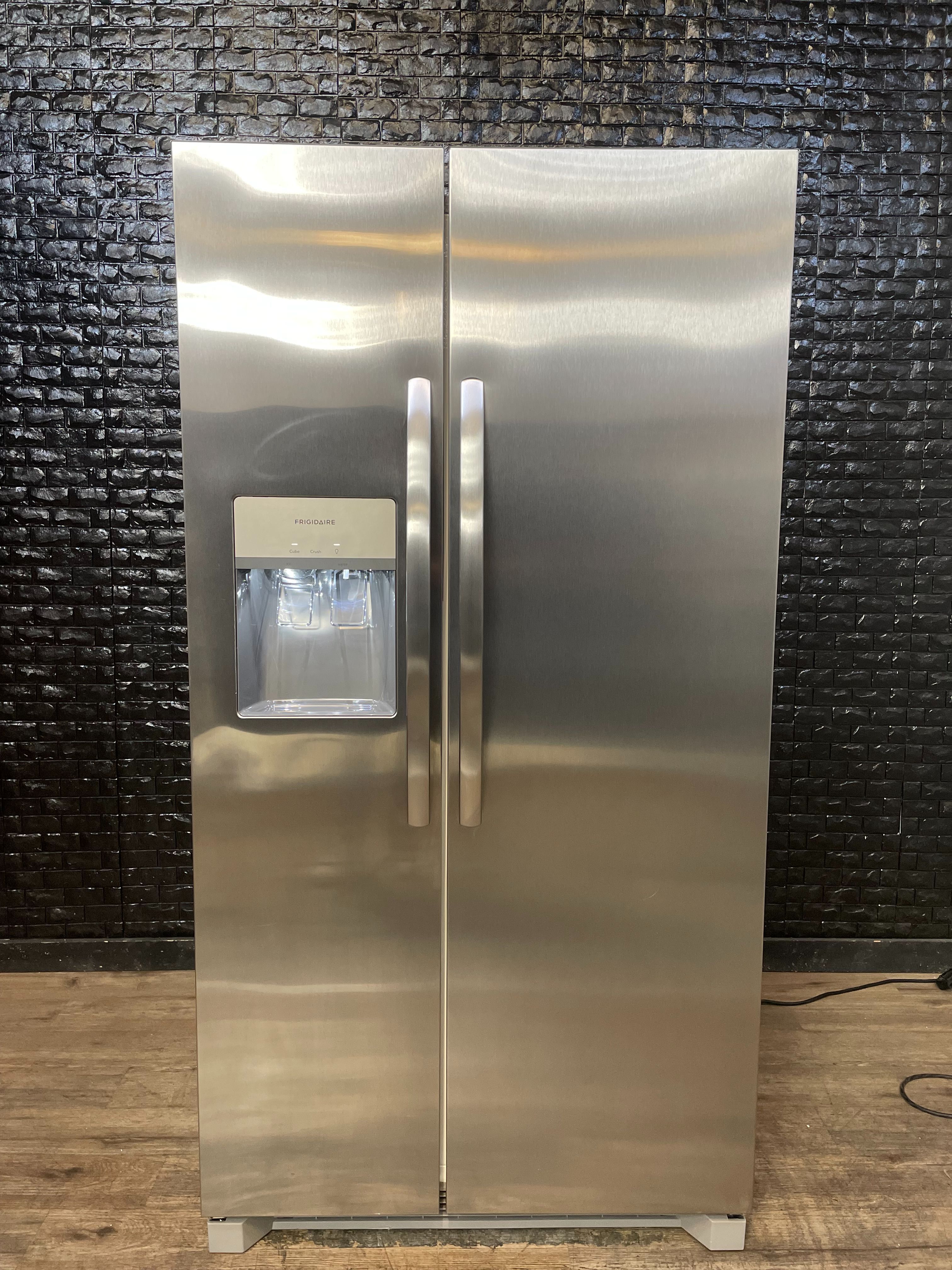 FRIGIDAIRE REFRIGERATOR w/WARRANTY! R2712A