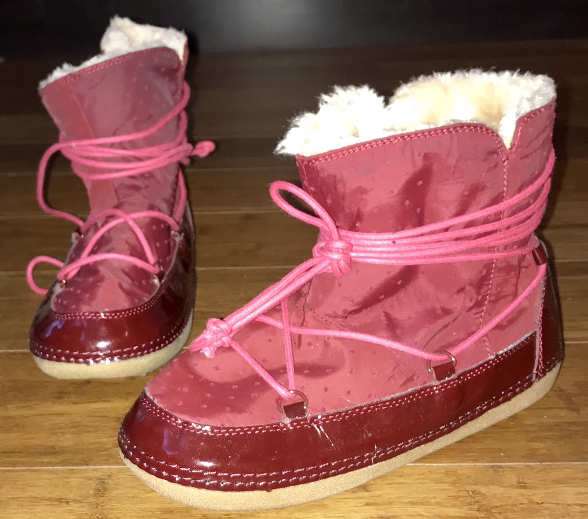 Children red snow boots size 34 EU