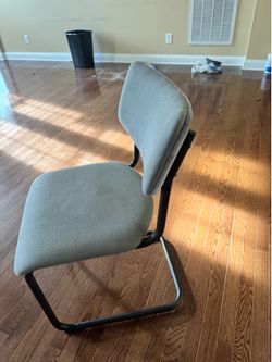 4 qty chairs for $25