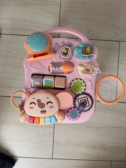 Baby busy table toy