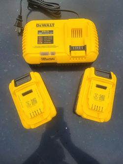 (2)DeWalt max 20v / 8ah xr powerpack batteries with 12 Amp  fast charger for today only 200.00$