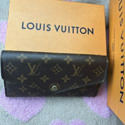 Louis Vuitton Monogram Sarah Wallet 