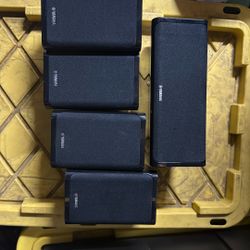 Yamaha Surround Sound Speaker