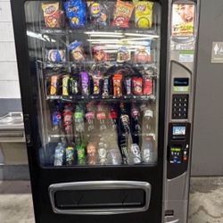 Snacks And Drinks Combo Machine With Credit Card Reader