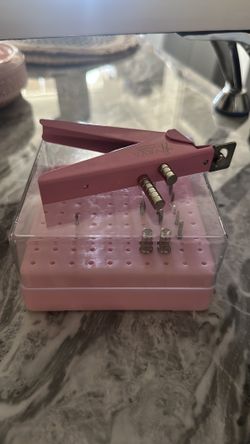 Nail bit case