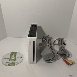 Nintendo Wii RVL-001 White Console, AC and VGA Cable, Wii Fit Plus Game Tested