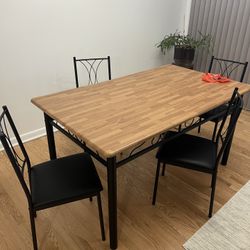 Kitchen Dining. Table With Chairs 