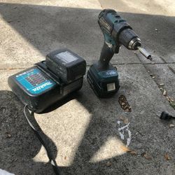 MAKITA Cordless Hammer Drill Kit: 18V, Compact, 1/2 in Chuck, 1/2 in Concrete Capacity, 2, 40 ft-lb

