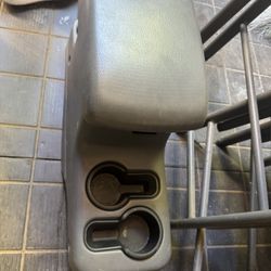 2000-04 Nissan Frontier Xterra Center Console