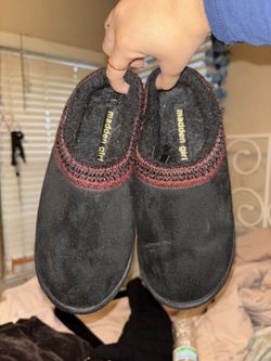Madden Girl Slippers 