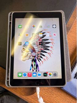 6th Gen Apple Ipad 32GB