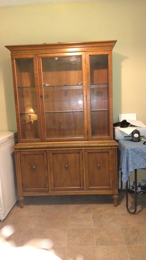 Hutch Cabinet