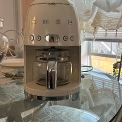 Smeg Coffe Maker