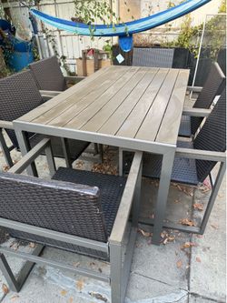 Patio set with 6 chairs - Metal