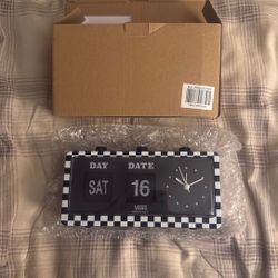 VANS RETRO FLIP ALARM CLOCK 