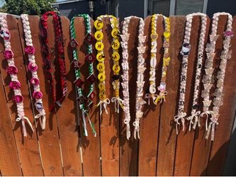 Graduation leis