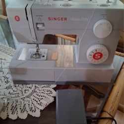 Singer And Janome Sewing Machines 