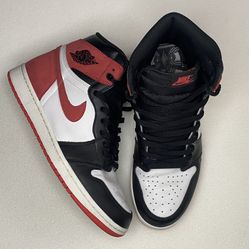 Jordan 1 Retro High Track Red USED