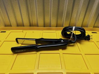 Nicka K Titanium Heat Flat Iron Hair Straightener