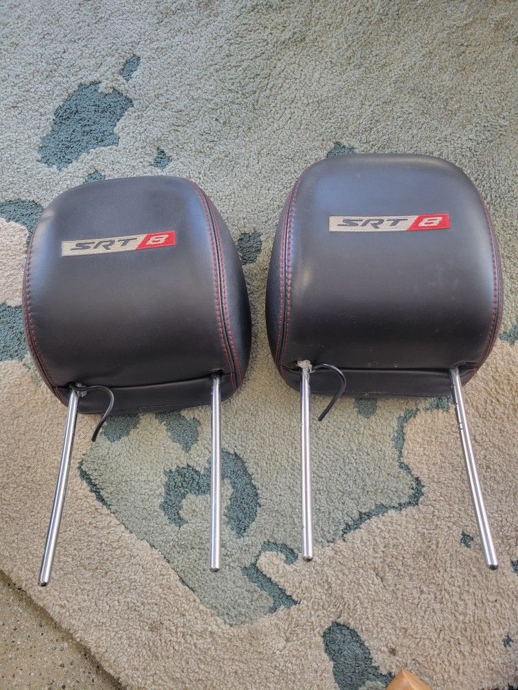 Srt8 Headrest