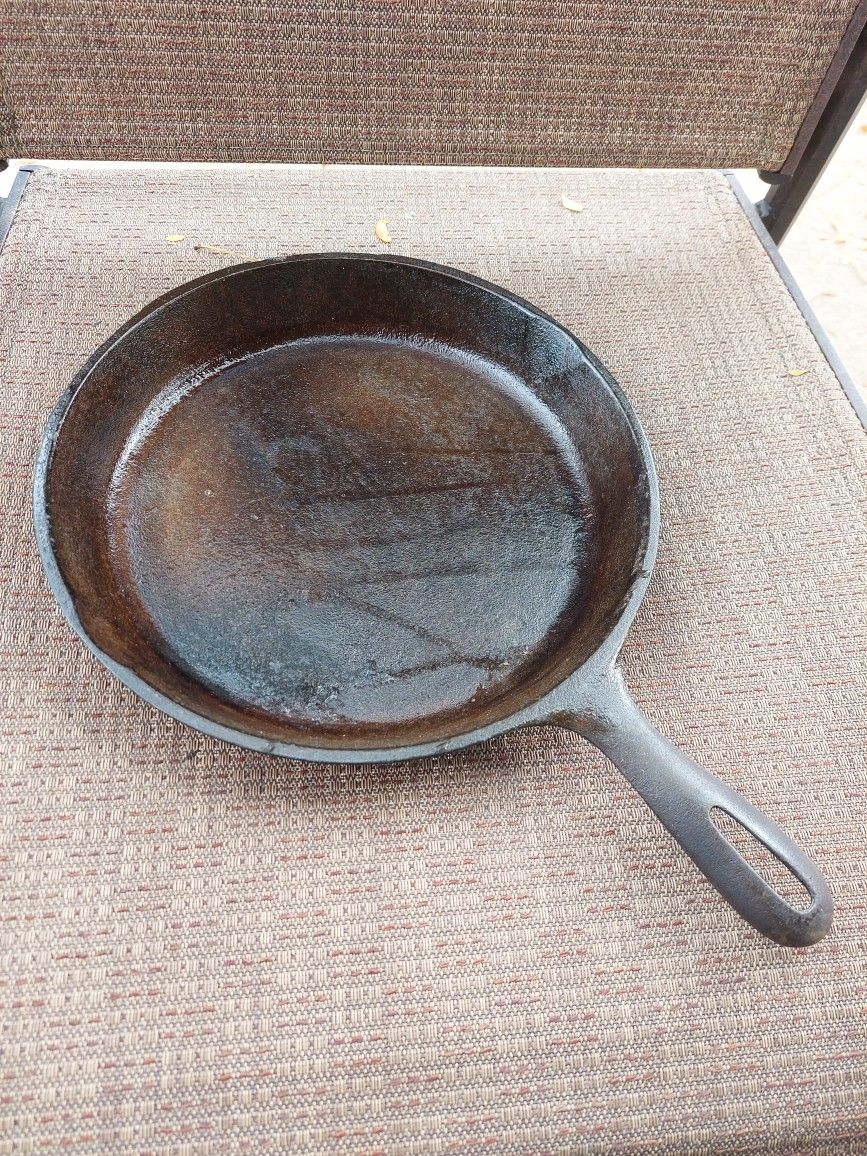 Cast Iron Skillet 10", Wagner Ware USA for Sale in Orland Park, IL