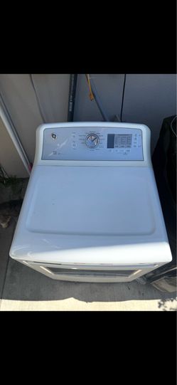 Electric washer and dryer very good condition
