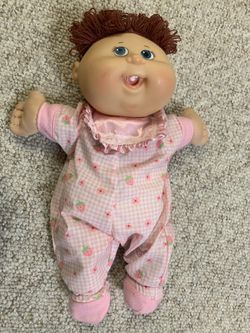 2008 25th Anniversary CABBAGE PATCH DOLL Pink Gingham Red Hair Girl with Diaper - has working voice