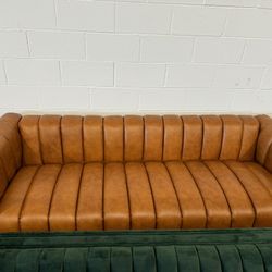 Clara Sofa (Cognac Leather)