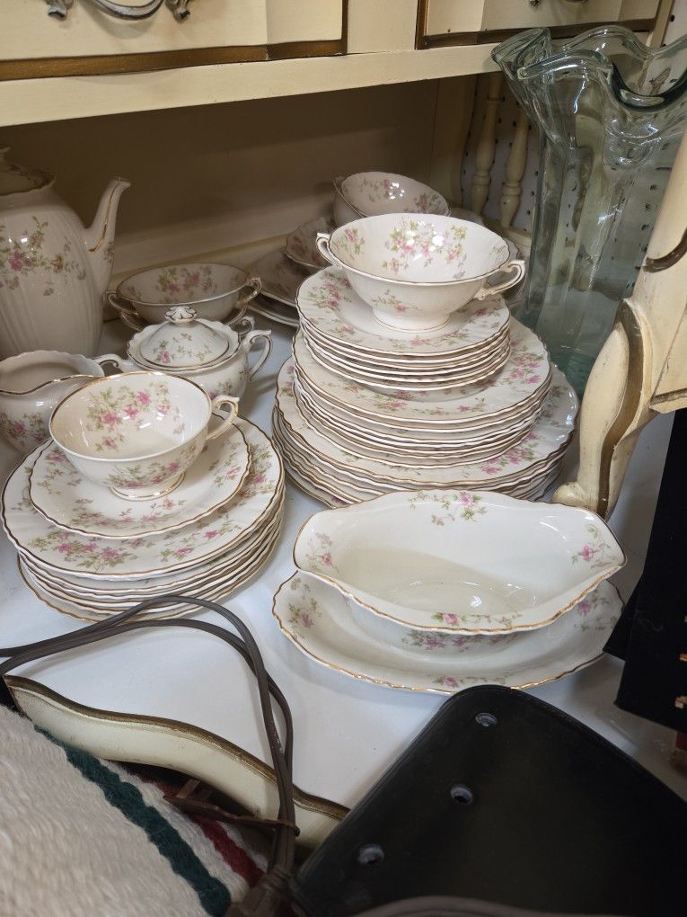 Federal Syracuse FINE China