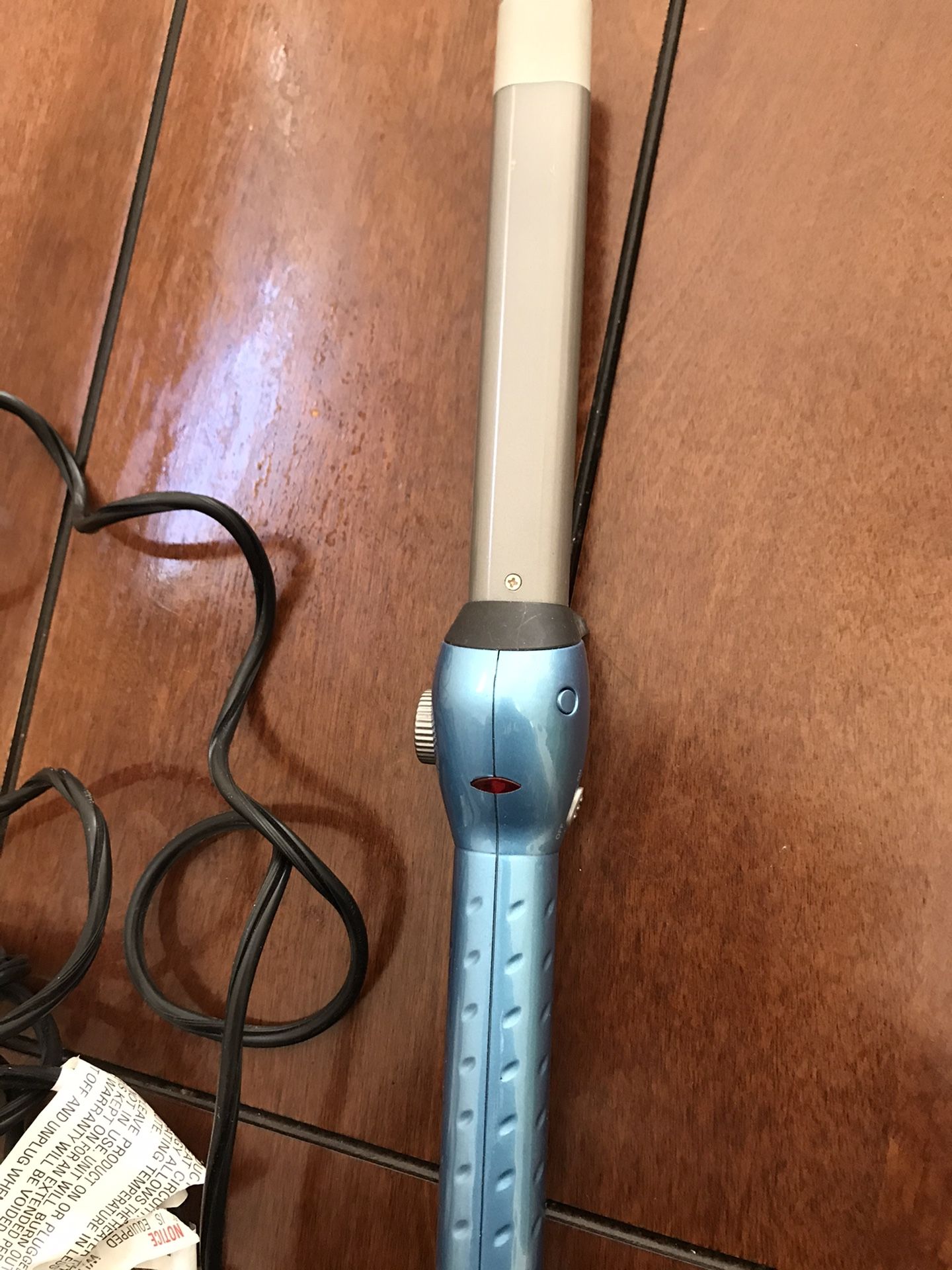 Babyliss professional curling iron