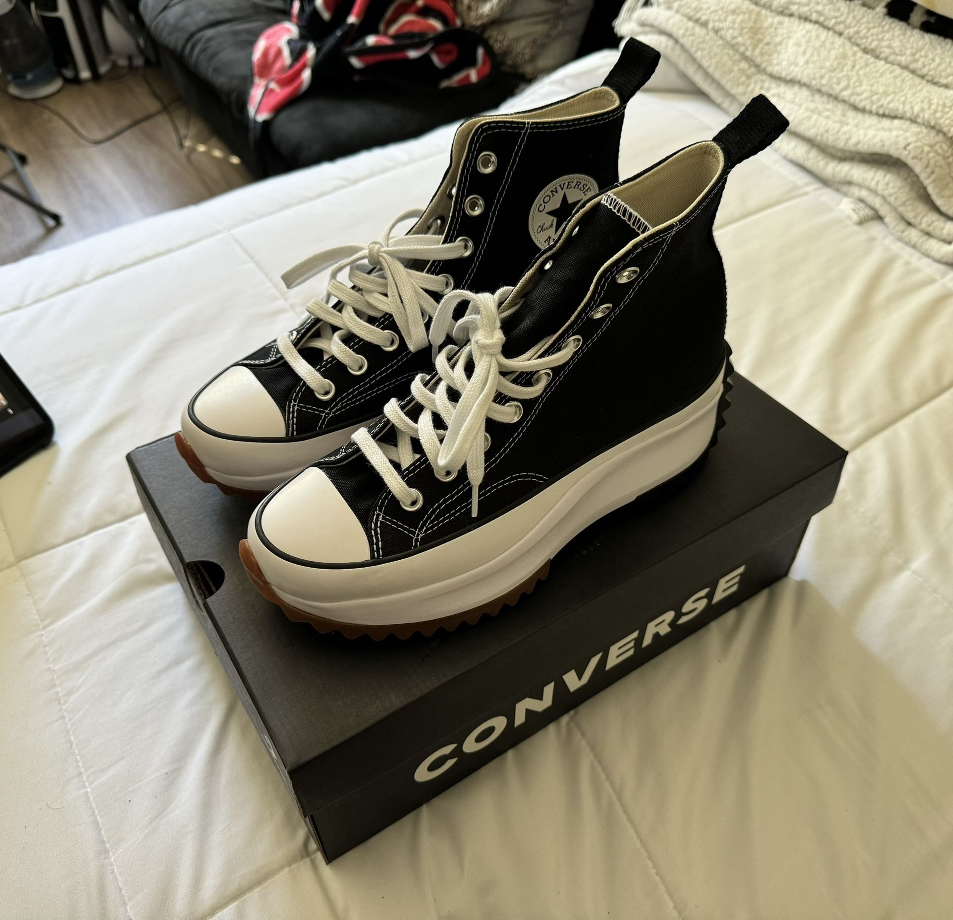 Converse Run Star Hikes