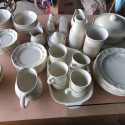 56 Pieces Phaltzgraf Tea Rose Pattern