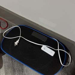 Saint Laurent (YSL) pink canvas pouch with embroidered YSL logo. Super cute and versatile—can be used as a cosmetic bag, travel pouch, or small clutch