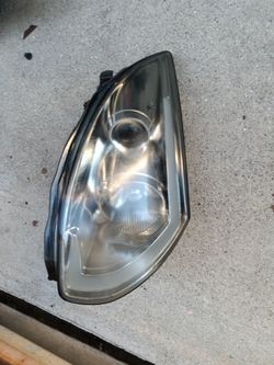 2003-2006 Infiniti G35 Coupe 2doors Xenon Headlight With All The Accessories.