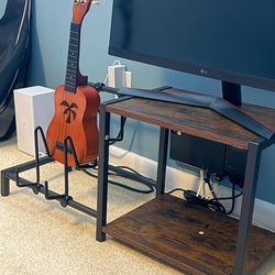 Guitar and media rack