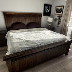King wood bed Frame