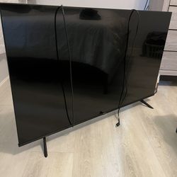 55 Inch Smart Hisense TV 