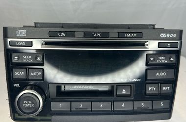 Nissan Maxima car radio