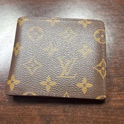 LV Wallet 