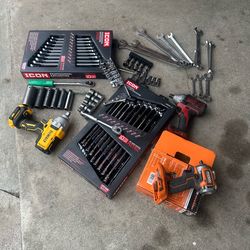 Snap on tools different brands different prices  miwalkee  dewalt icon Mac