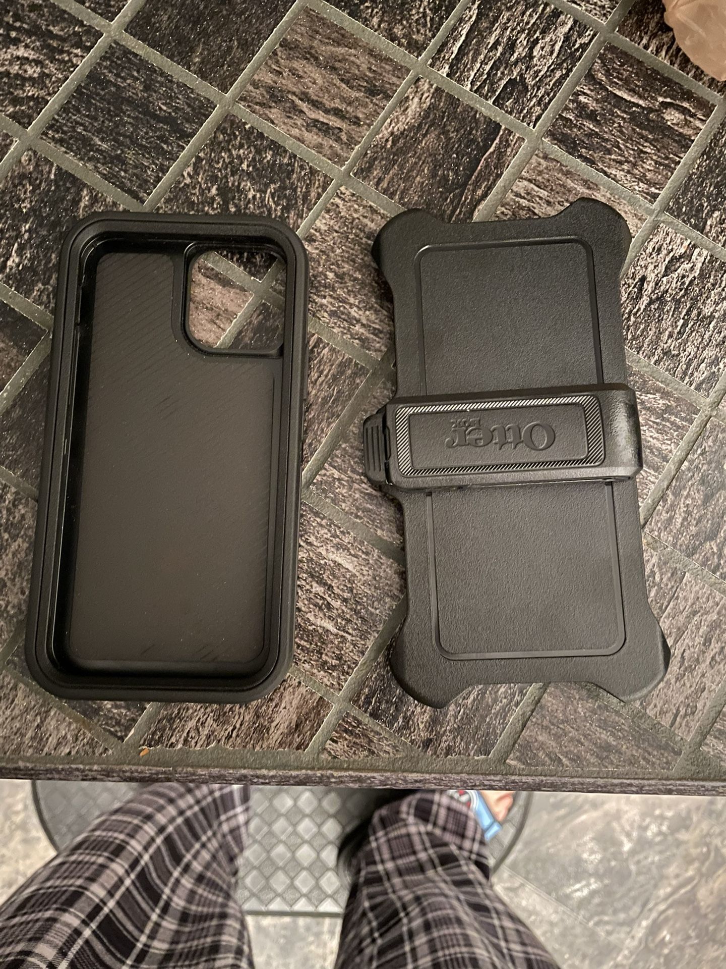 iPhone 12 or 12 pro Otterbox