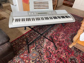 Casio Electric Keyboard with Stand
